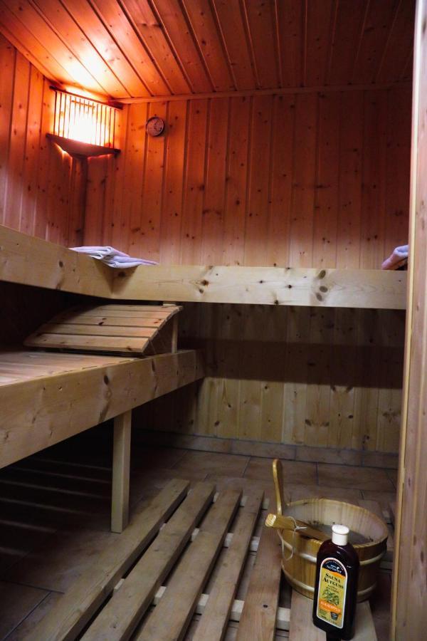 Pension Zur Wartburg Олбернау Екстериор снимка