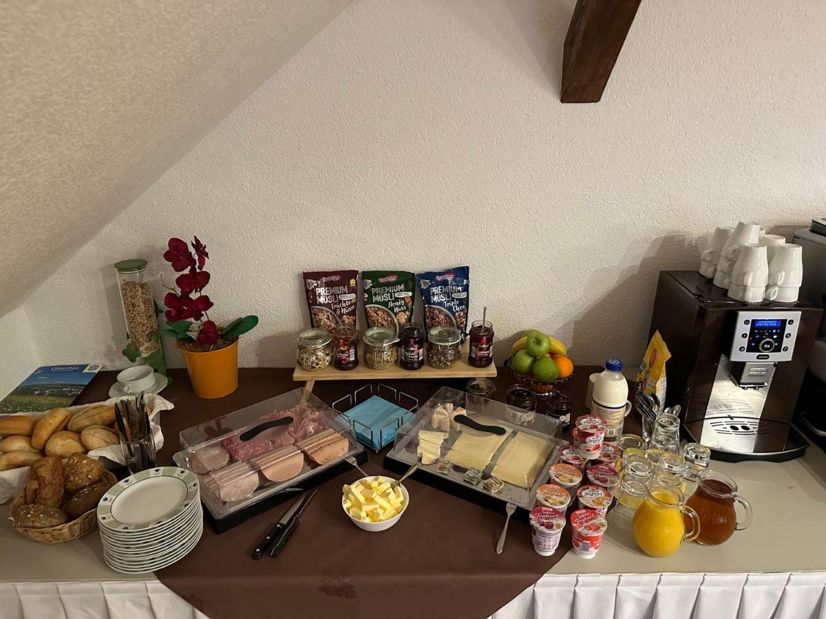 Pension Zur Wartburg Олбернау Екстериор снимка