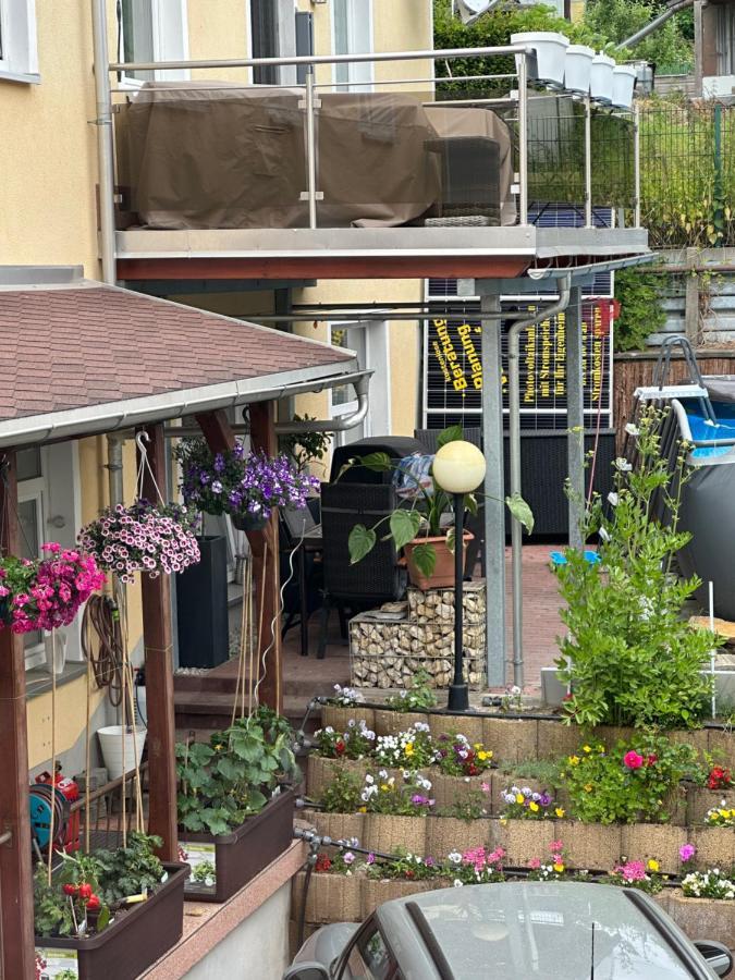 Pension Zur Wartburg Олбернау Екстериор снимка